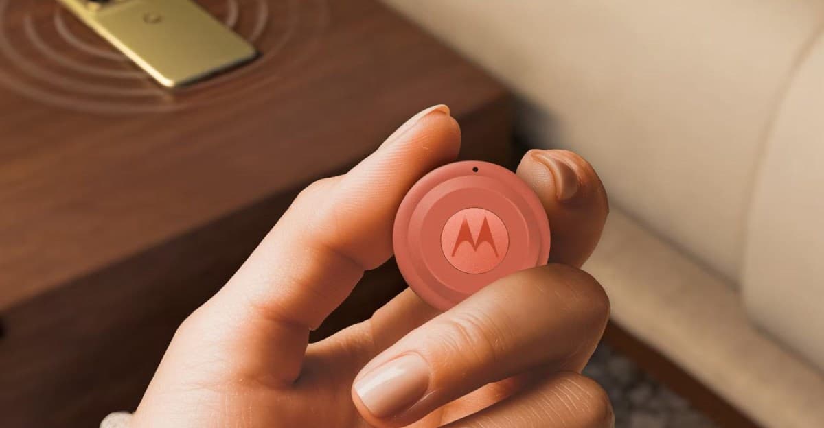 Motorola Moto Tag 2 Bluetooth tracker attached to a bicycle