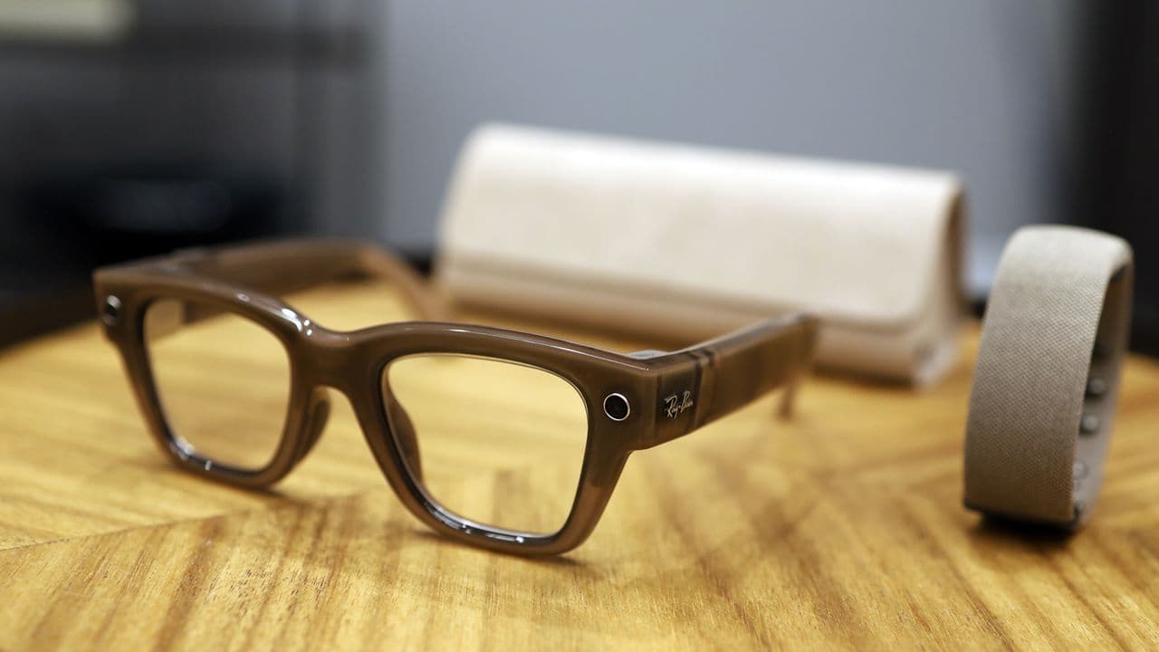 Pennsylvania Lawmakers Target Smart Glasses With New Privacy Bill