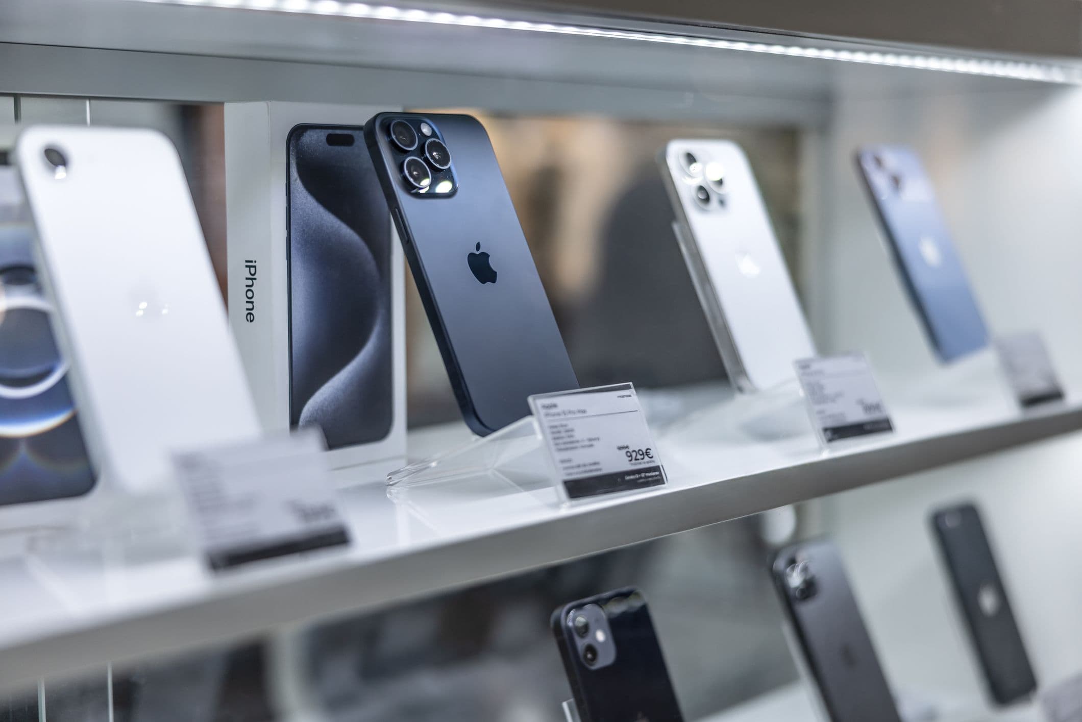 Used iPhone Market Booms as Apple Price Hikes Drive Shoppers to Refurbished Devices
