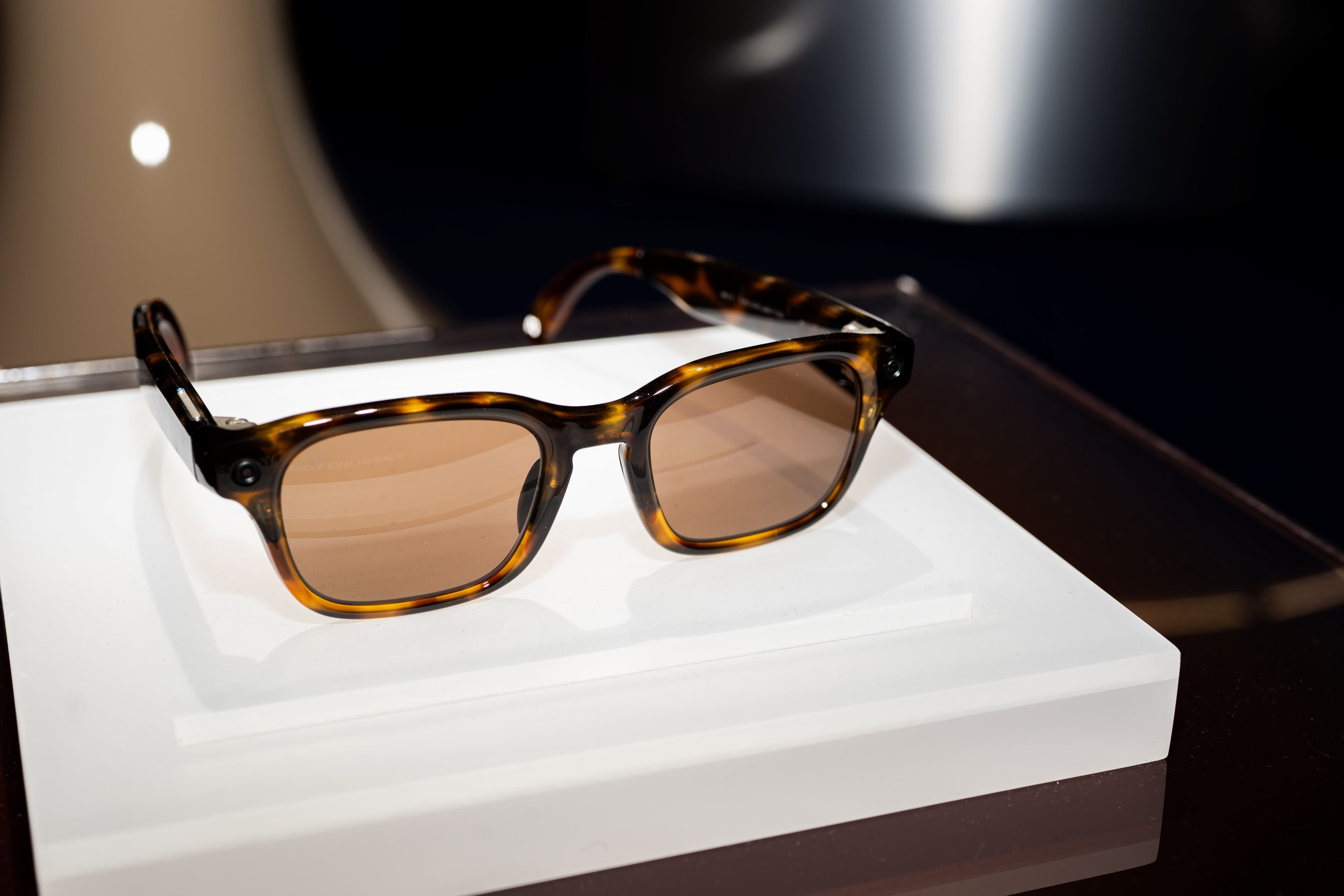 Meta Introduces Subscription Fees for Smart Glasses Features