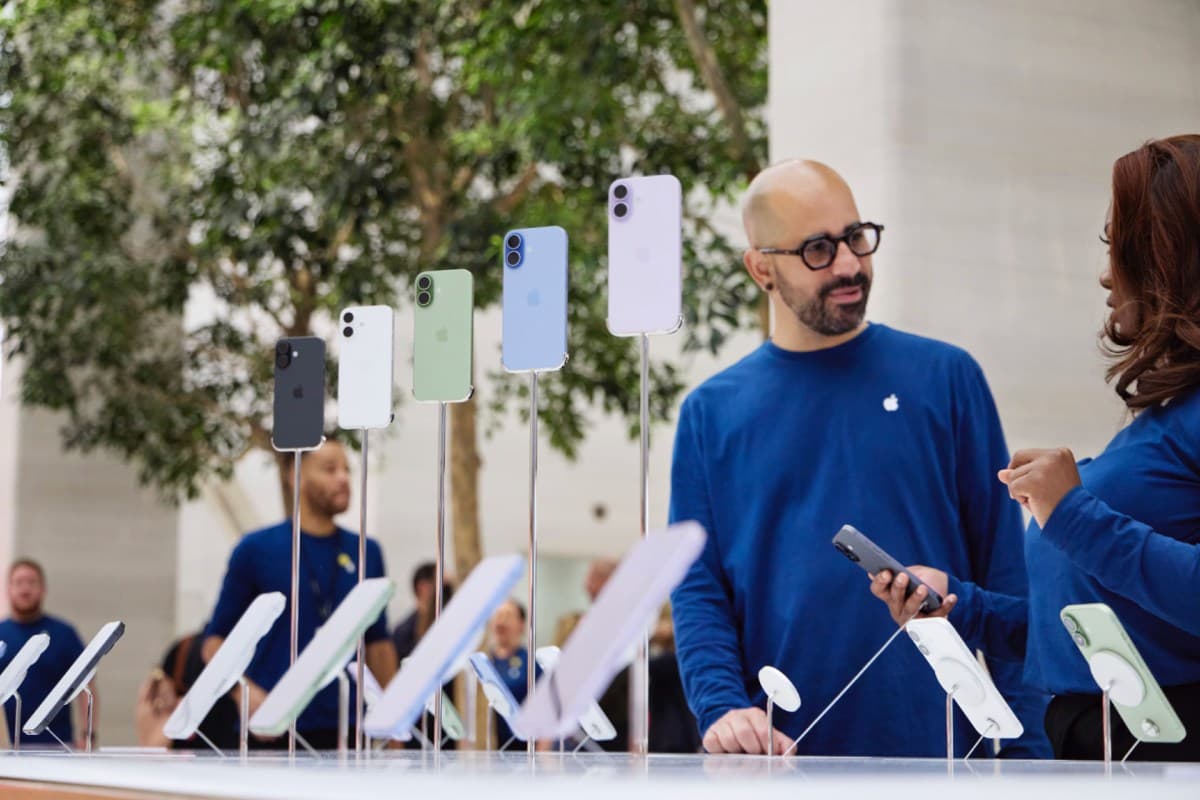 Apple Upgrade Program Signals Shift in Smartphone Ownership Model