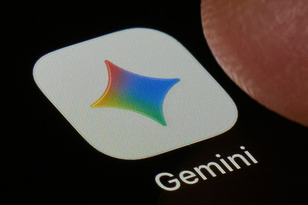 Google Pushes AI Deeper Into Android With New Multitasking and Wear OS Update