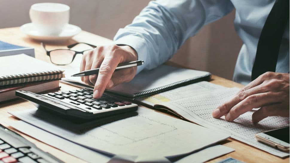 Accountants Face Growing Pressure as Small Businesses Turn to AI for Financial Advice
