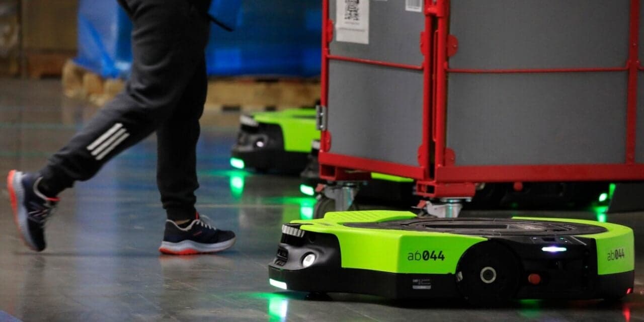 Amazon Deploys Warehouse Robots That Respond to Spoken Commands