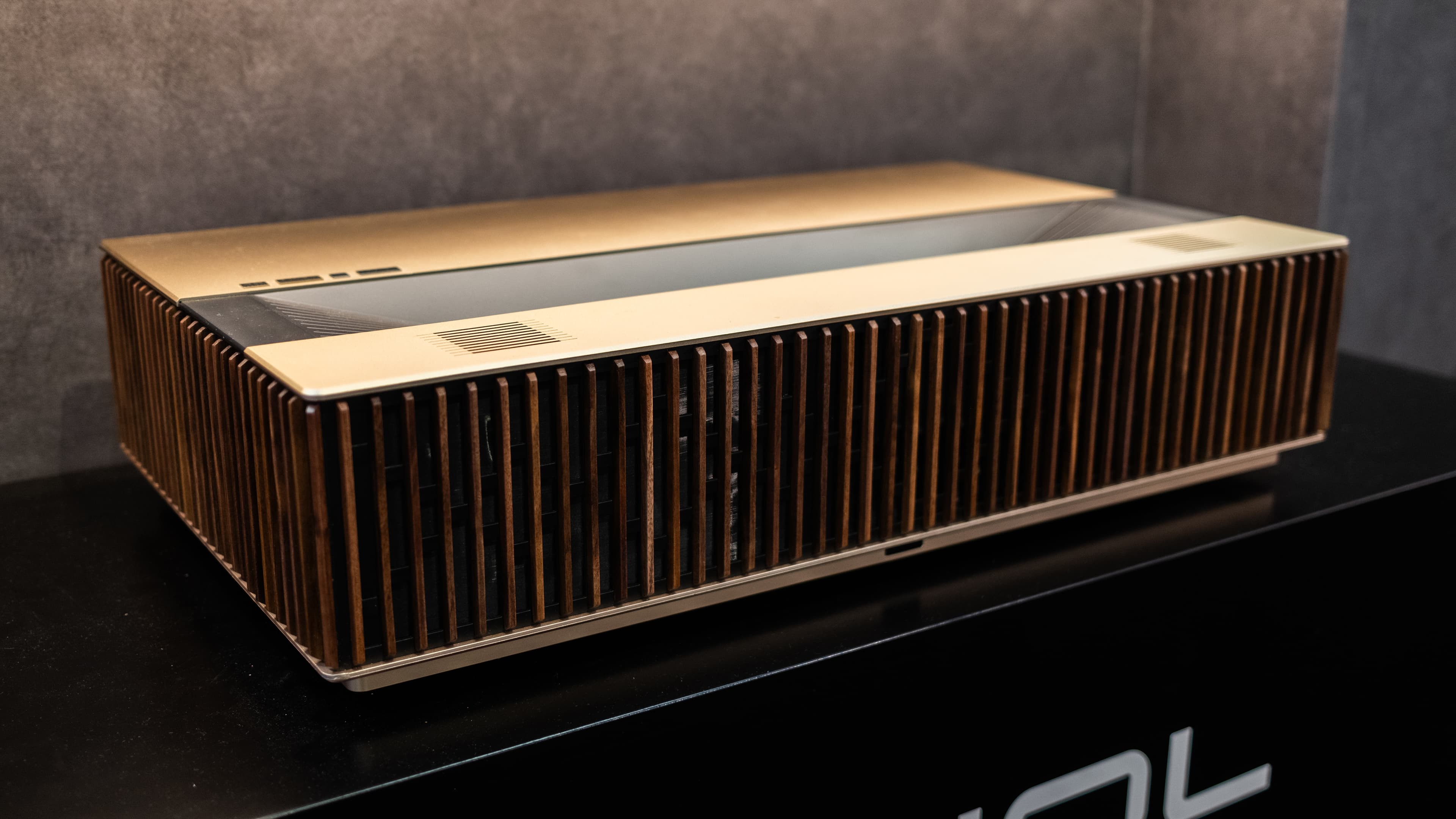 Hidden AI Feature Powers New UST Projector