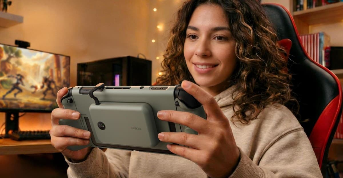 Belkin's Charging Grip Adds Battery Life and Better Handling to Switch 2