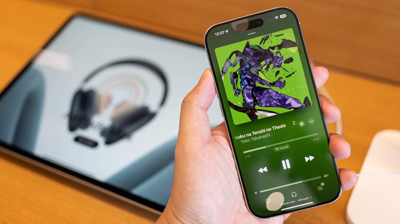 Apple Music interface showing Lossless and Hi-Res Lossless audio quality settings on an iPhone screen