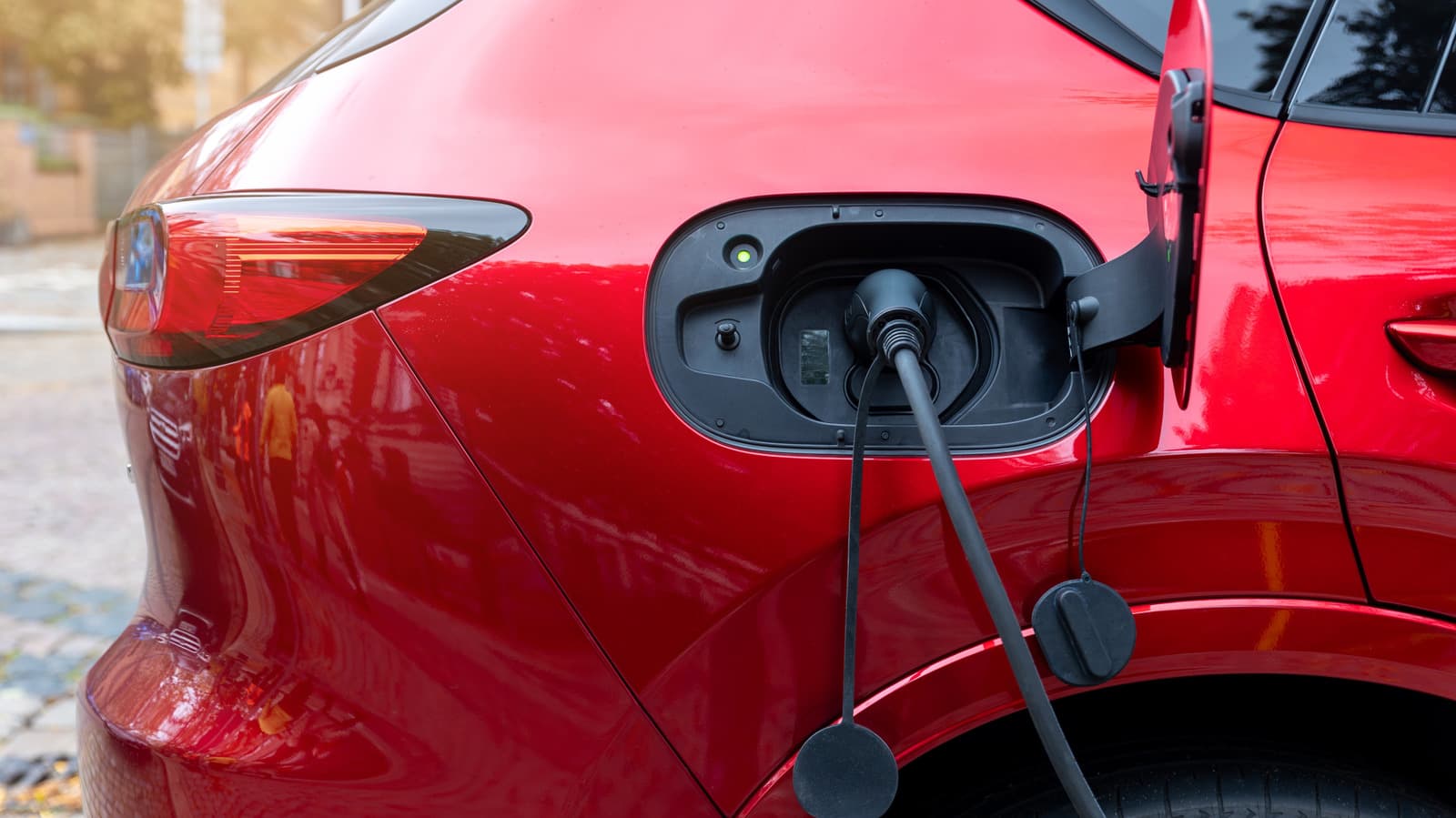 Plug-In Hybrids Explained: The PHEV Difference