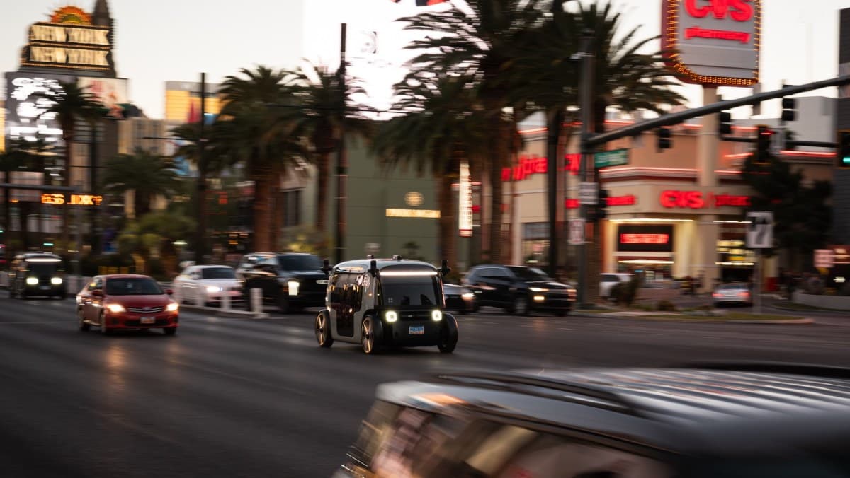 Zoox Nears Robotaxi Launch as Uber Expands Autonomous Vehicle Empire