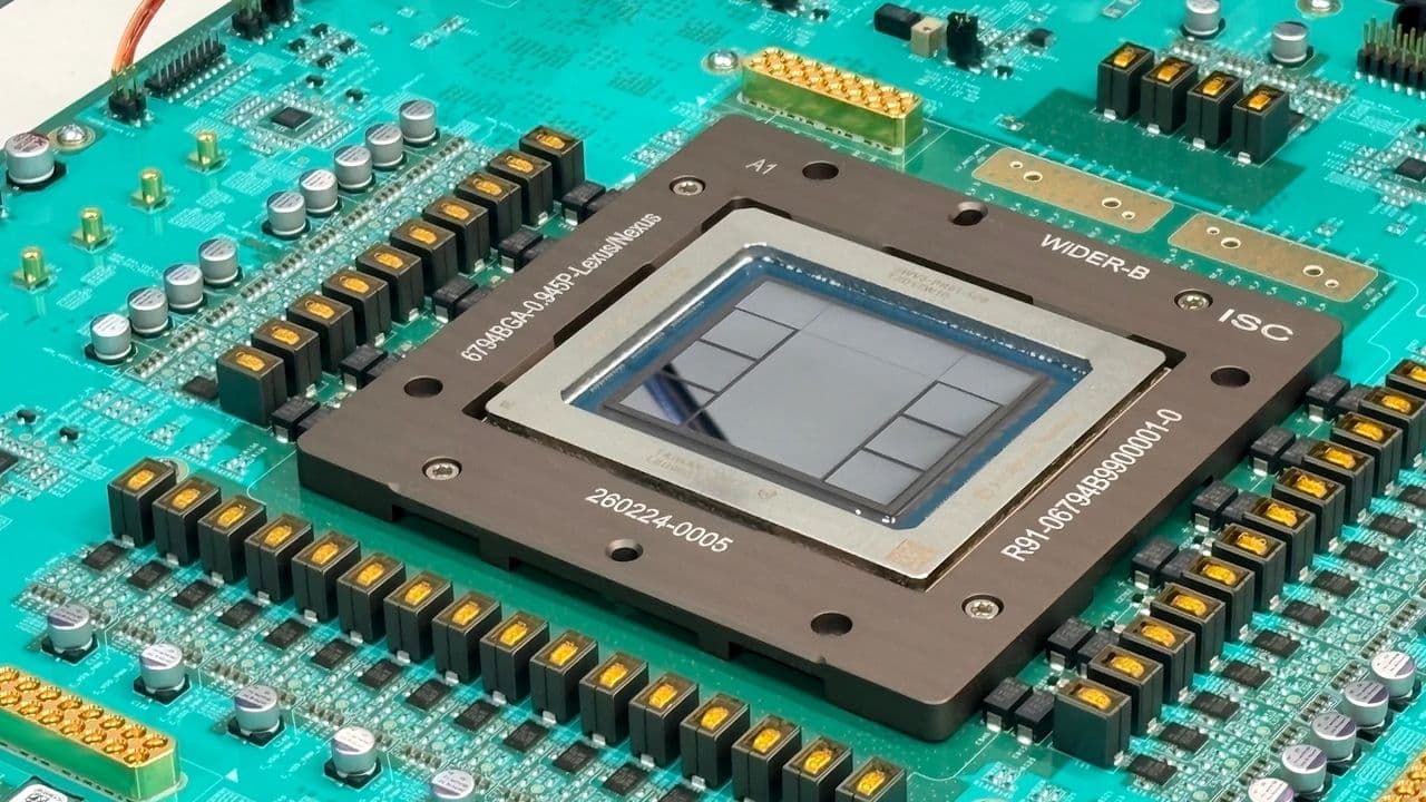 AI chip manufacturing concept with OpenAI, Samsung and TSMC logos representing dual-sourcing strategy