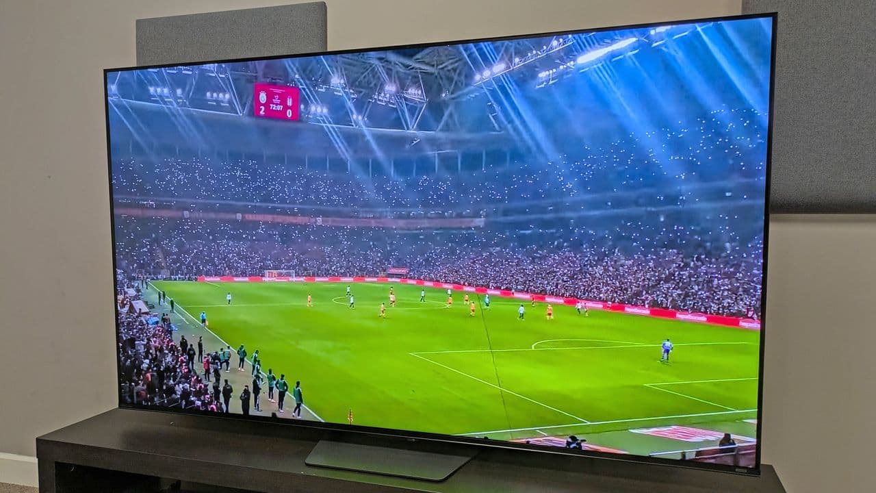 Cheap Large TVs Hide a Dirty Secret for Football Fans