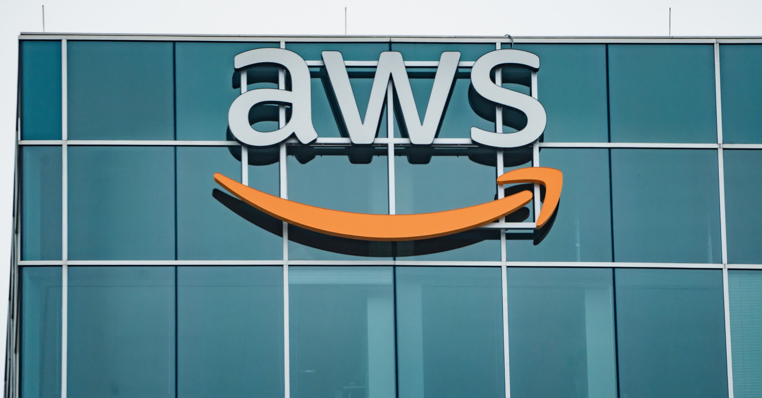 Iran Conflict Permanently Cripples Amazon AWS Facilities in the Middle East