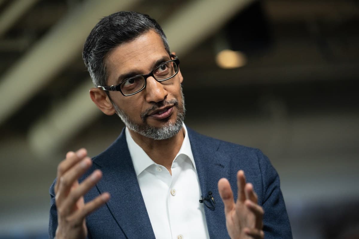 Alphabet Raises $80 Billion in Stock Sale for AI Expansion