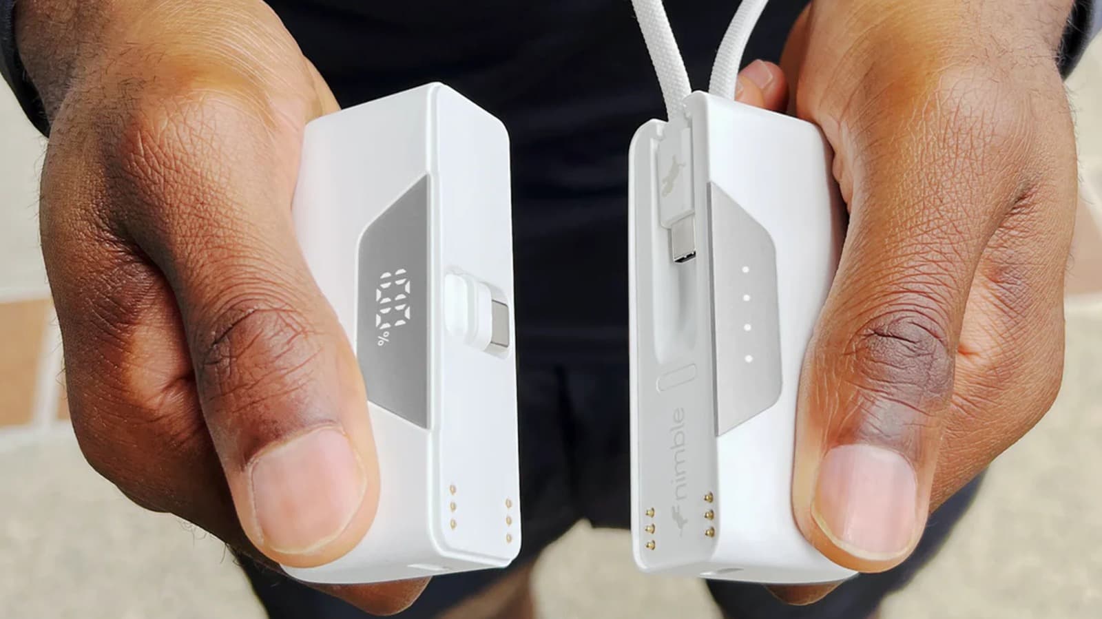 Nimble Power Bank Splits In Half to Share a Charge with Friends