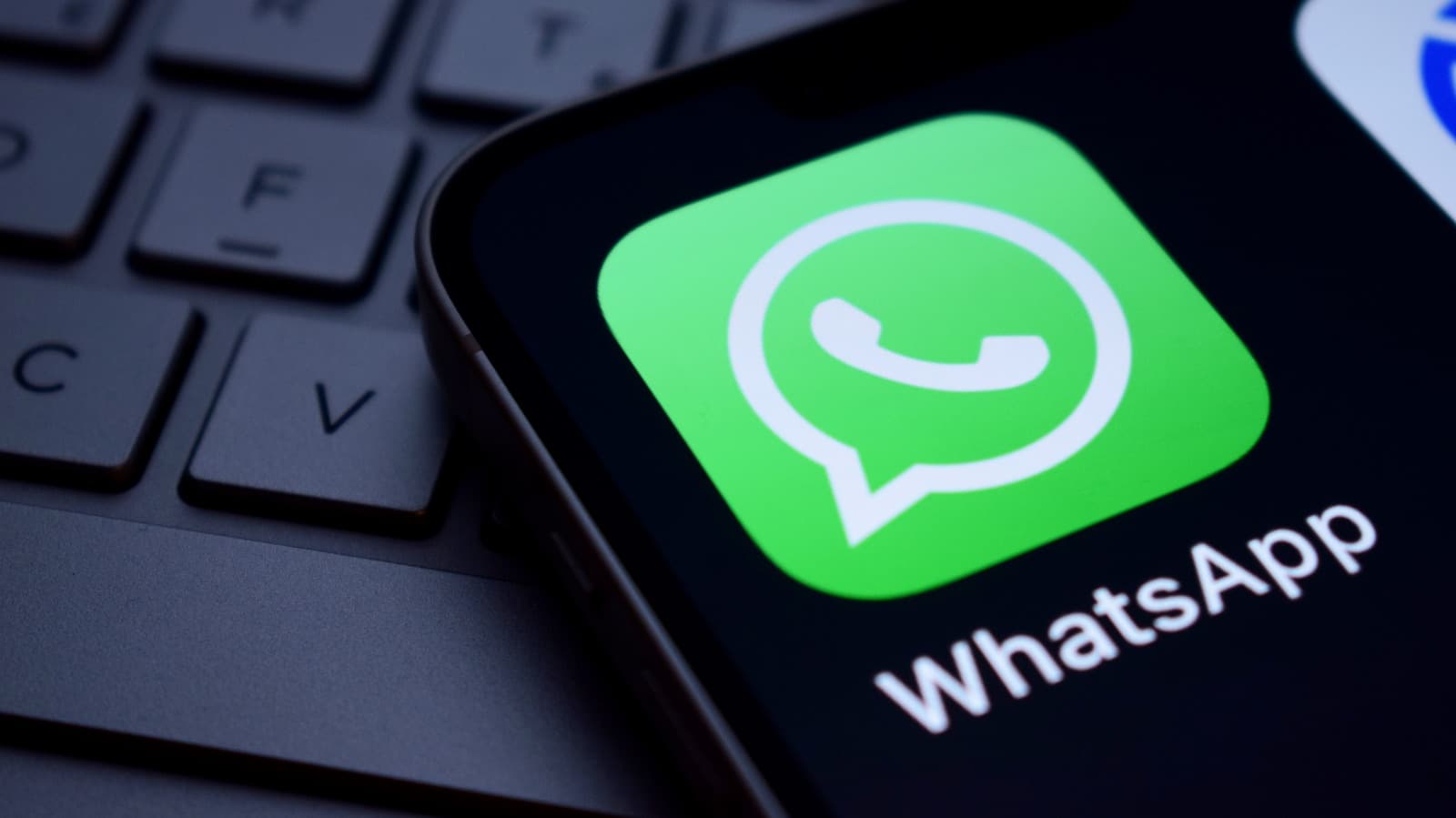 EU Orders Meta to Open WhatsApp to Rival AI Chatbots