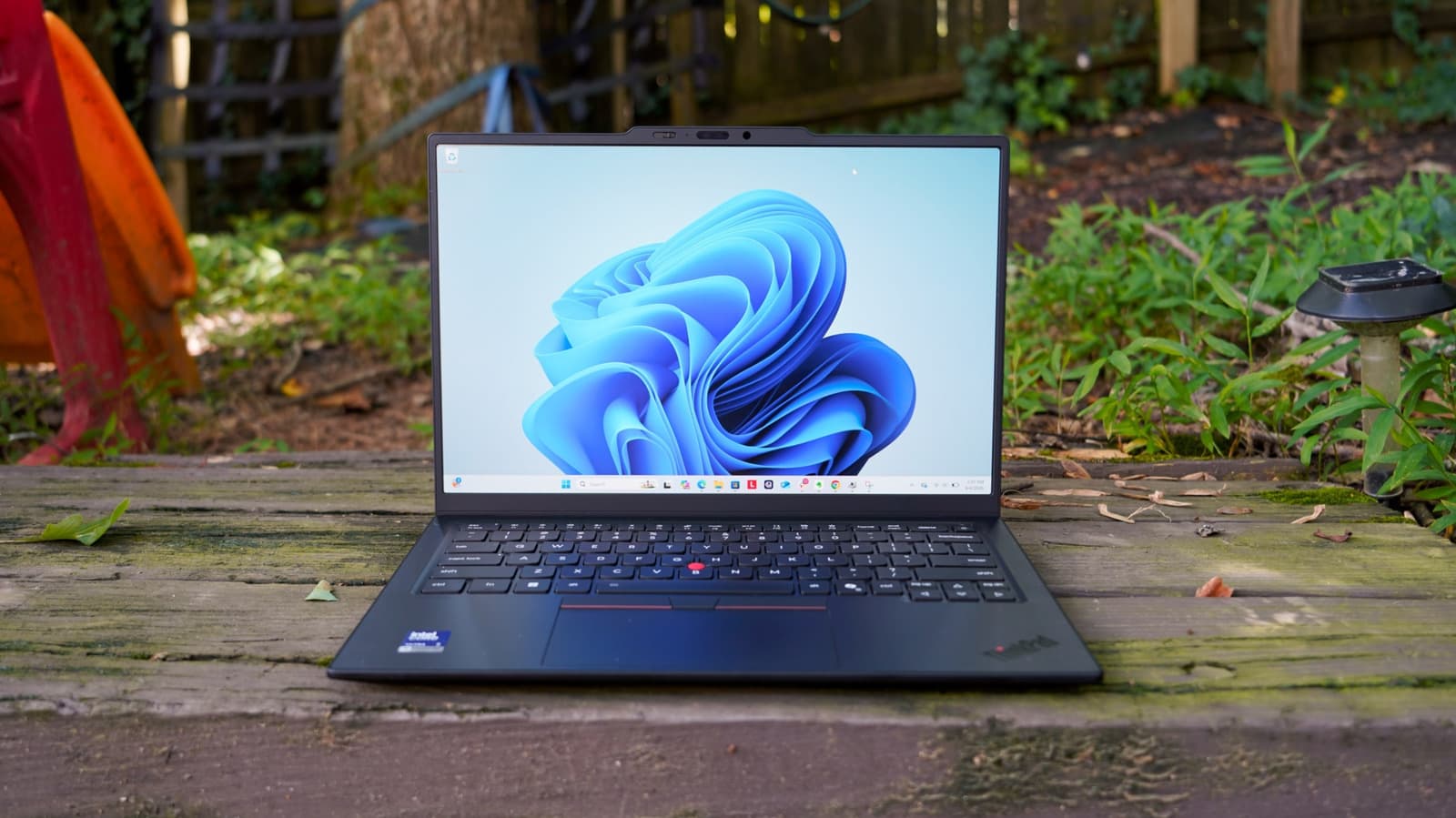 Lenovo's ThinkPad X1 Carbon Gen 14 Weighs Just 2.2 Pounds