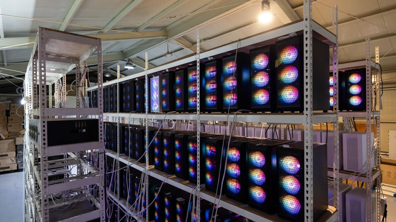 Microsoft warns of GPU mining malware spread via SEO poisoning and AI chatbots