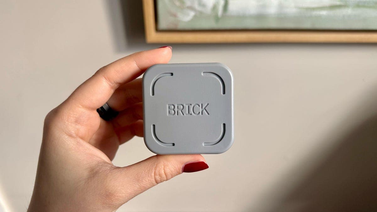 Physical Screen Time Blockers Gain Traction as Digital Wellness Concerns Rise