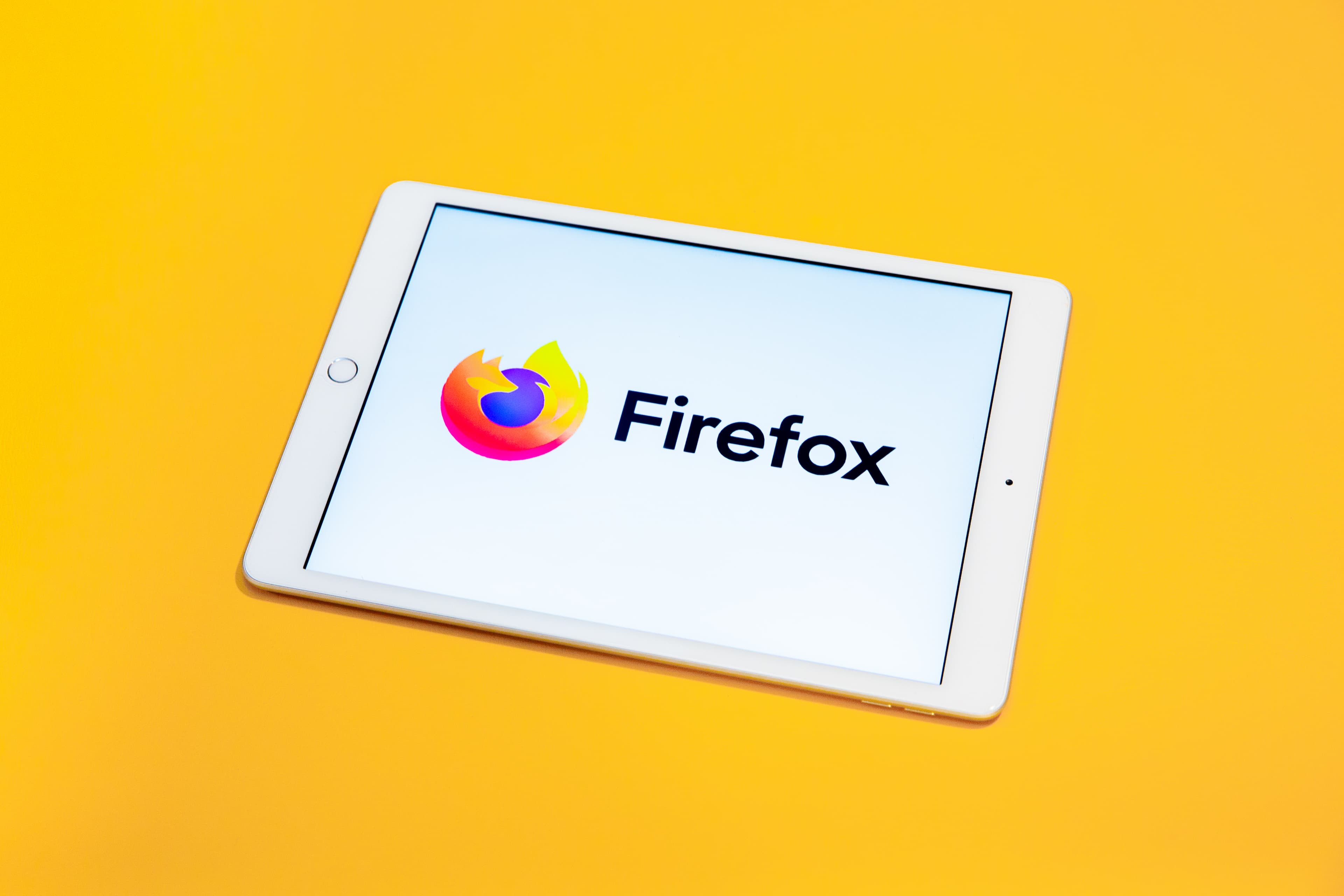 Firefox on iOS Gains Built-In Ad Blocking as Privacy Features Go Native