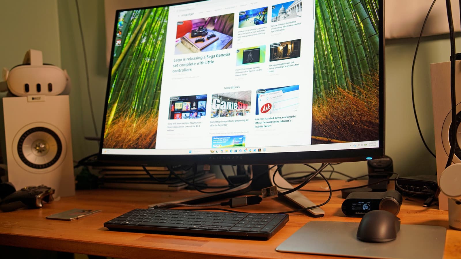 HP’s EliteBoard Keyboard Hides a Desktop PC Inside for Corporate IT