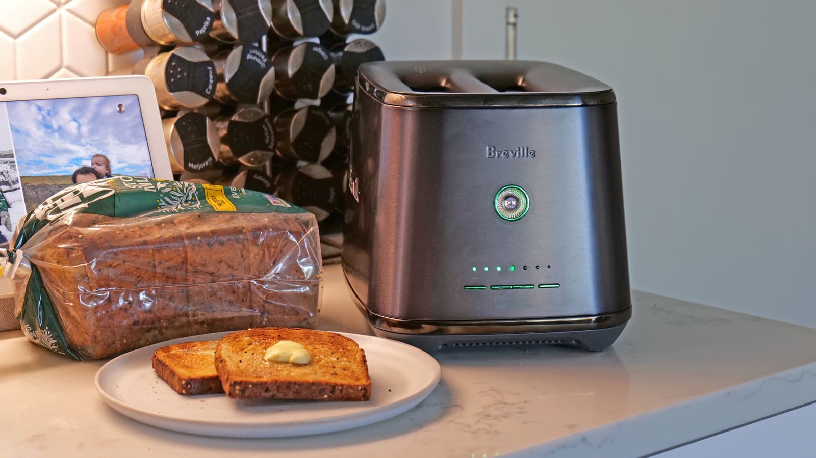 Breville Eye Q Toaster Uses Computer Vision to Solve Burnt Bread