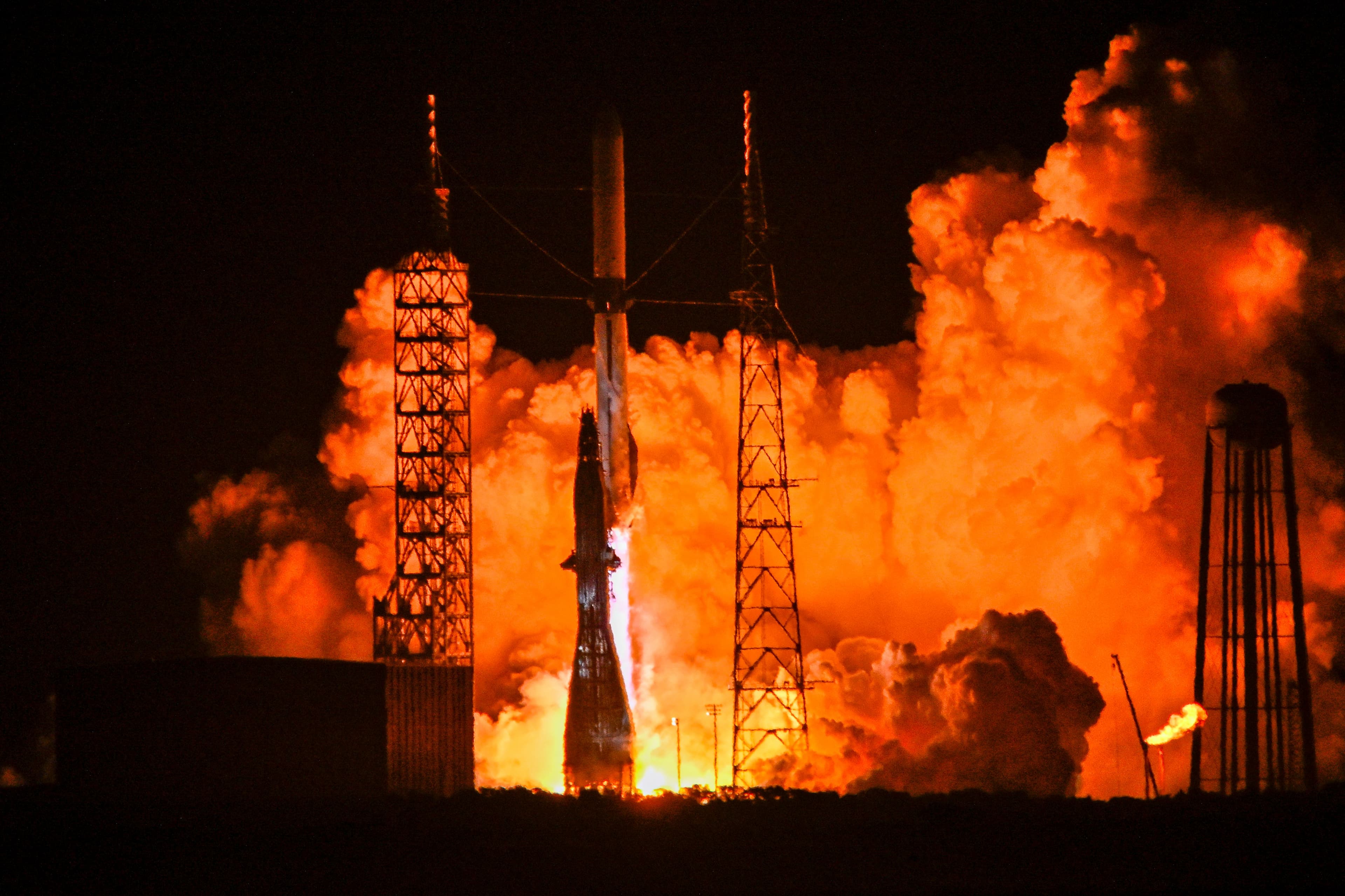 New Glenn Rocket Explosion Shakes Blue Origin's Ambitions