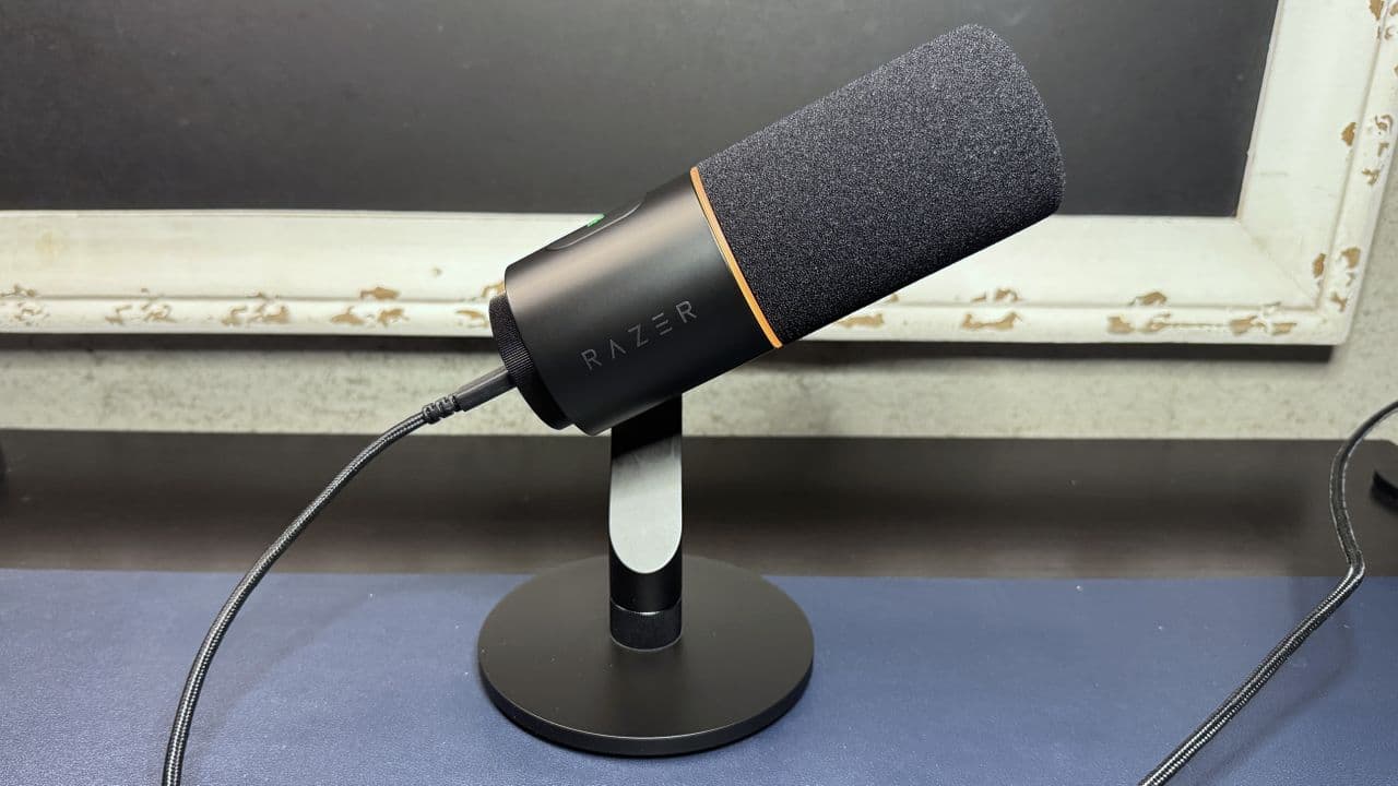 Razer's New Microphone Bridges USB and XLR With 32-Bit Float Support