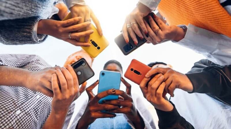 Support for All-Day School Phone Bans Reaches Majority as States Enact Restrictions