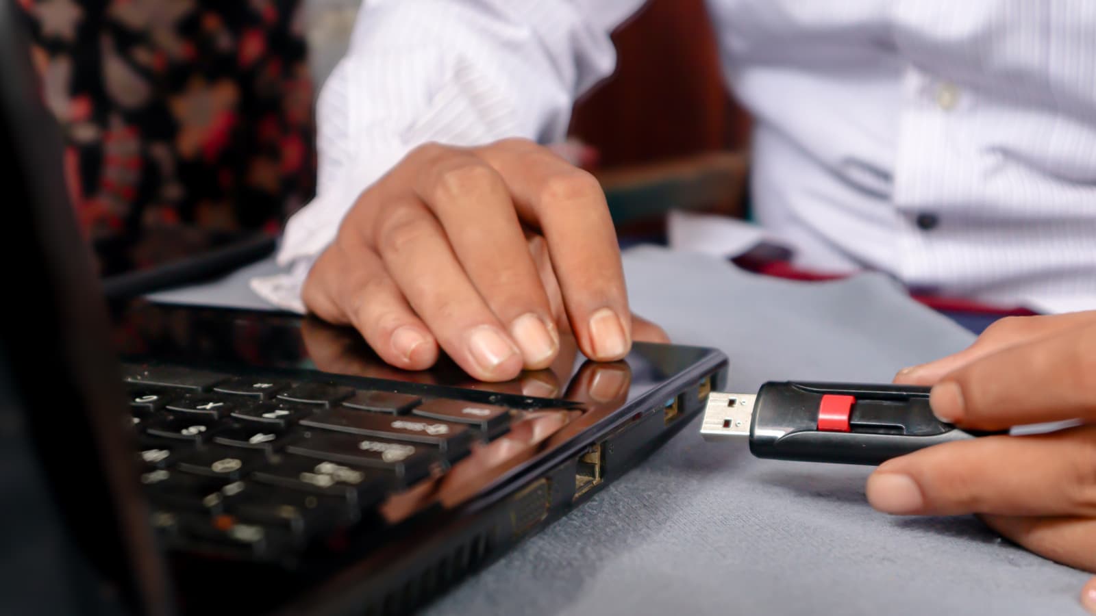 Wireless File Transfer Trends Reshape How Content Creators Move Data